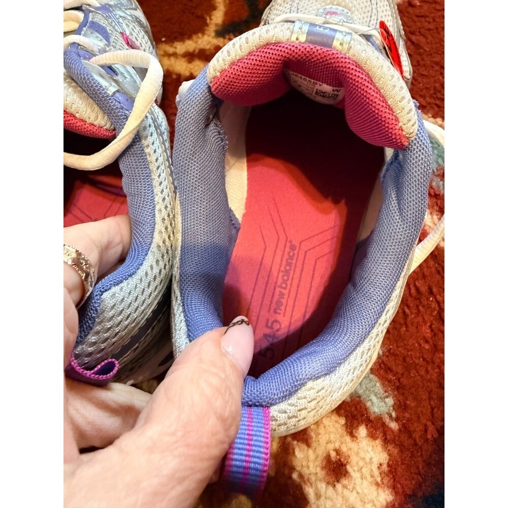 New Balance 545 Womens Size 5W Silver purple Pink Running Shoes KJ545SBY NEW - Picture 9 of 12